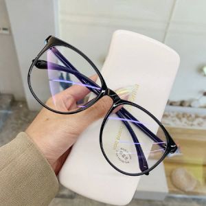Очила за работа с компютър без диоптър