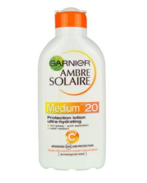 Garnier Ambre Solaire Protection Lotion SPF 20 200ml Слънцезащитено мляко за тяло SPF 20
