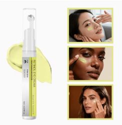 Retinol Eye Ceeam  Стягащ крем за околоочен контур с ретинол - Хидратираща и стягаща формула за фини линии и еластичност - Не мазен, хипоалергенен, подходящ за всички светли бежови типове кожа, елегантен дизайн на тубичката, основен продукт за грижа за ко