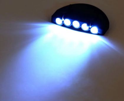   Външни LED челници 5 LED ултра ярки светлини с щипка за шапка, мигаща / постоянно светеща нощ, удобна риболовна светлина, фенер за глава