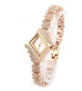 Стилен дамски часовник с имитираща злато верижка и Diamante 