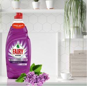 FAIRY Extra + Lilac  Течен препарат за съдове 650мл