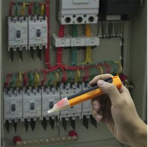 Безконтактен фазомер Електрически индикатор 90-1000V Безконтактен контакт Стенен AC захранващ контакт Детектор на напрежение Сензор Тестер Писалка LED светлина AC 110V-220V
