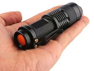  Тактическо Фенерче Удебелена пластмаса Водоустойчиво Ръчно Джобно Мощно LED 1000 Лумена Инструмент за всеки дом 